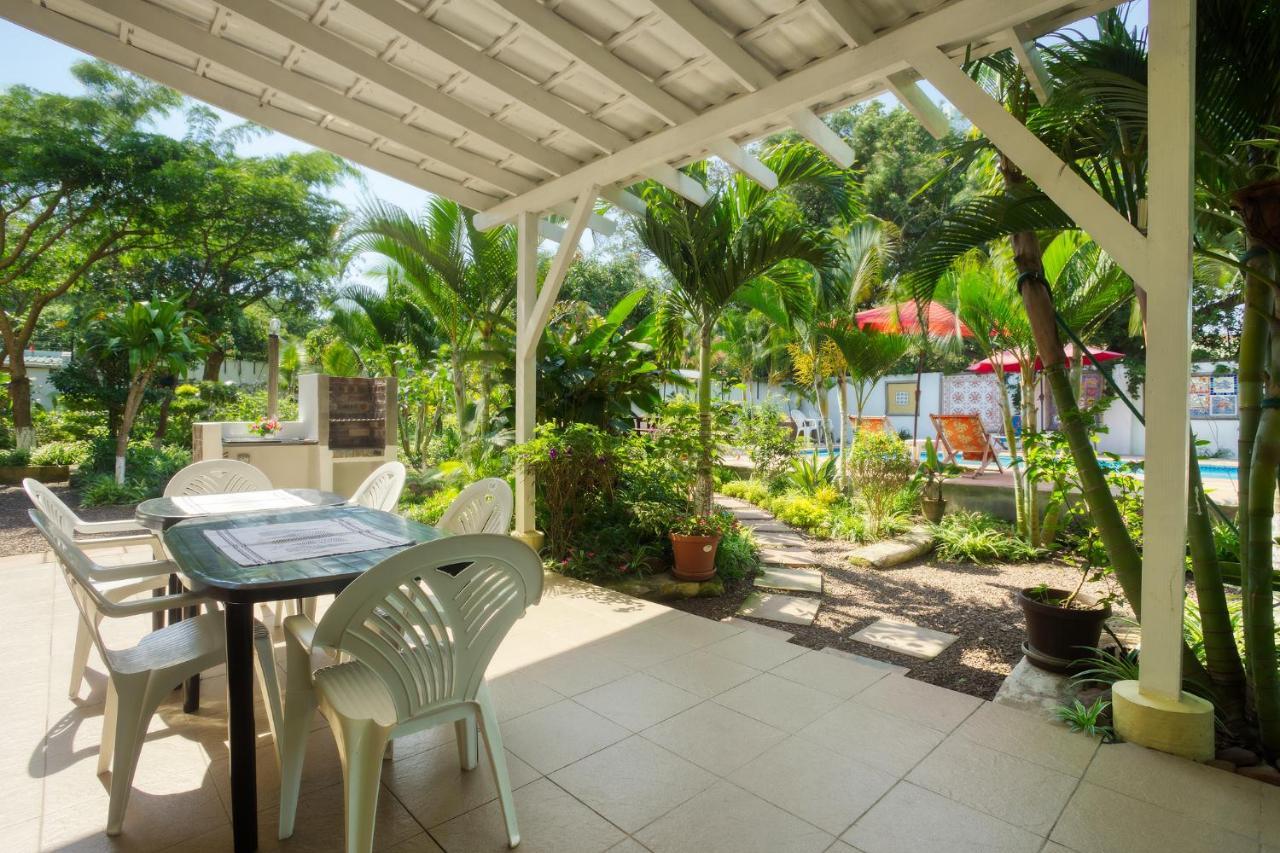 ポンタ・ド・オウロ Ilha Azul Houseヴィラ エクステリア 写真