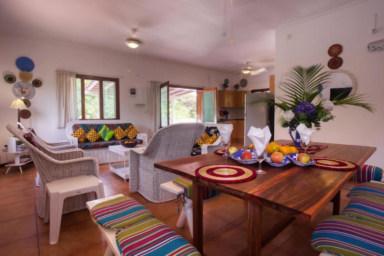 ポンタ・ド・オウロ Ilha Azul Houseヴィラ エクステリア 写真